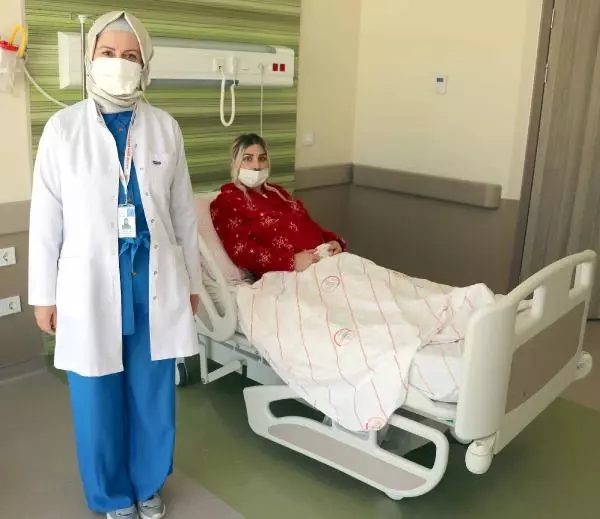KORONAVİRÜSE YAKALANAN HAMİLE KADIN KEŞKE BÜTÜN DOZ AŞILARIMI YAPTIRSAYDIM
