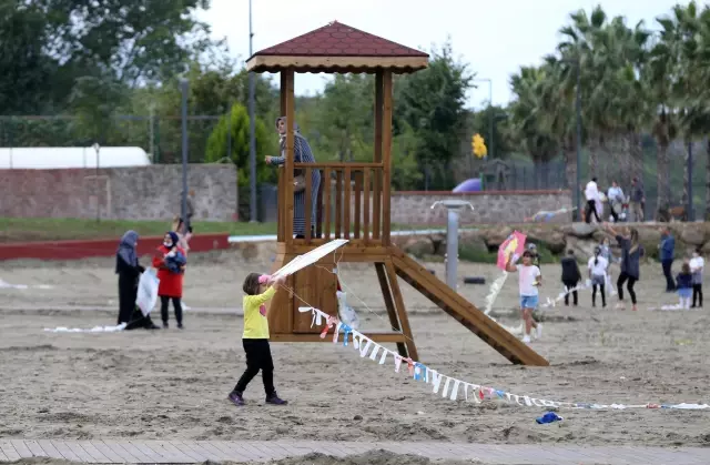 35 bin metrekarelik alanda düzenleme yapılan Yalıncak sahili hizmete açıldı