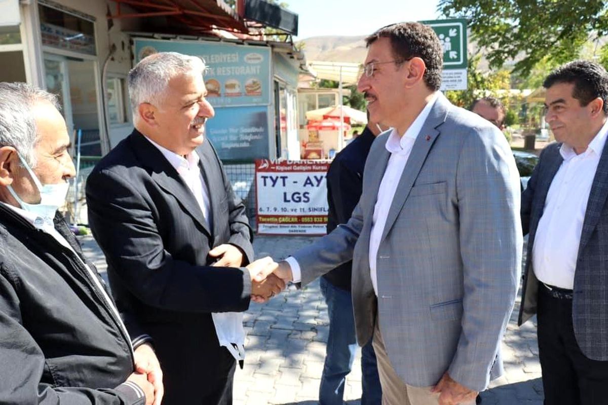 Tüfenkci : 'Muhalefet her gelişmeyi kara propagandaya dönüştürüyor'