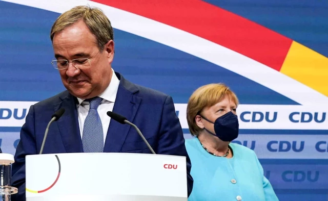 Almanya'da seçimleri az farkla Toplumsal Demokrat Parti önde götürüyor