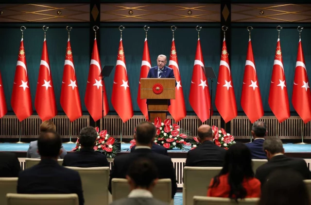 Son dakika haberi... Cumhurbaşkanı Erdoğan: "Birleşmiş Milletler'i yapısal eksiklerine ve tüm zaaflarına karşın hala insanlığın ortak meselelerini çözecek en değerli...
