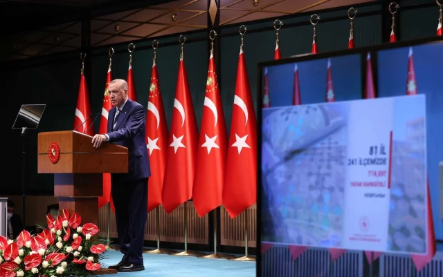 Son dakika haberi... Cumhurbaşkanı Erdoğan: "Birleşmiş Milletler'i yapısal eksiklerine ve tüm zaaflarına karşın hala insanlığın ortak meselelerini çözecek en değerli...