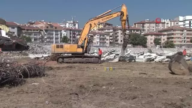 Harabeye dönen Cebeci İnönü Stadı Millet Bahçesi olacak