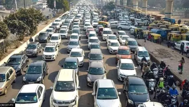 Hindistan'da çiftçiler yeni tarım yasasını protesto etti