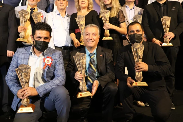 Gazeteciler Cemiyeti 2019-2020 yılları basın mükafatları merasiminde İHA'ya 7 ödül birden