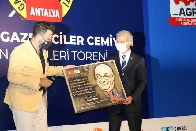 Gazeteciler Cemiyeti 2019-2020 yılları basın mükafatları merasiminde İHA'ya 7 ödül birden