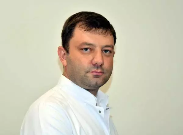 Literatürde bir ilk! Koronavirüse yakalanan 500 hastanın yüzde 10'unda kalp yetmezliği saptandı