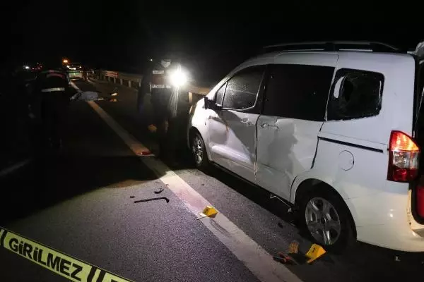 Lastik değiştirirken kamyonet çarpmasıyla ağabeyi ölen kardeş de kurtarılamadı