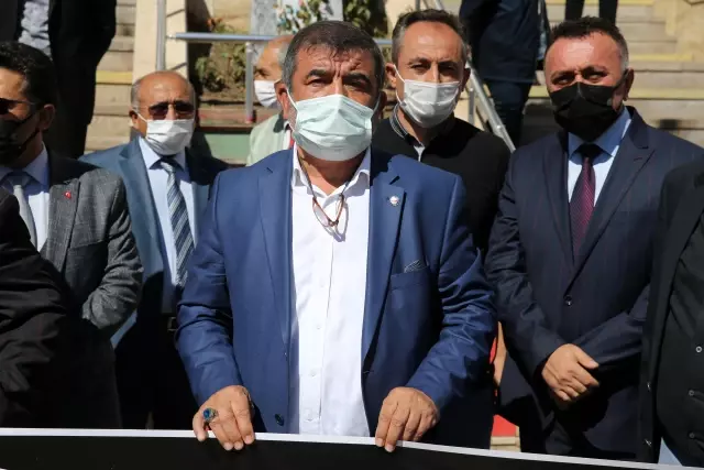 Sivas Eğitim-Bir-Sen kentte bir okul müdürünün darbedilmesini kınadı