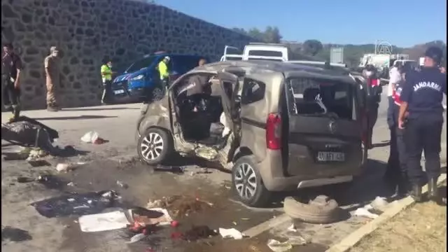 Trafik kazasında 1 kişi öldü, 3 kişi yaralandı