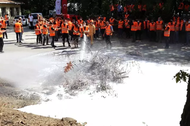Son dakika... Yangın söndürme gönüllülerinden nefes kesen tatbikat