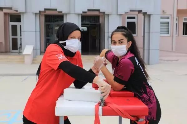 SPOR Bileğine güvenen Esma'nın hedefi dünya şampiyonluğu