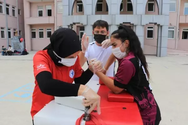 SPOR Bileğine güvenen Esma'nın hedefi dünya şampiyonluğu