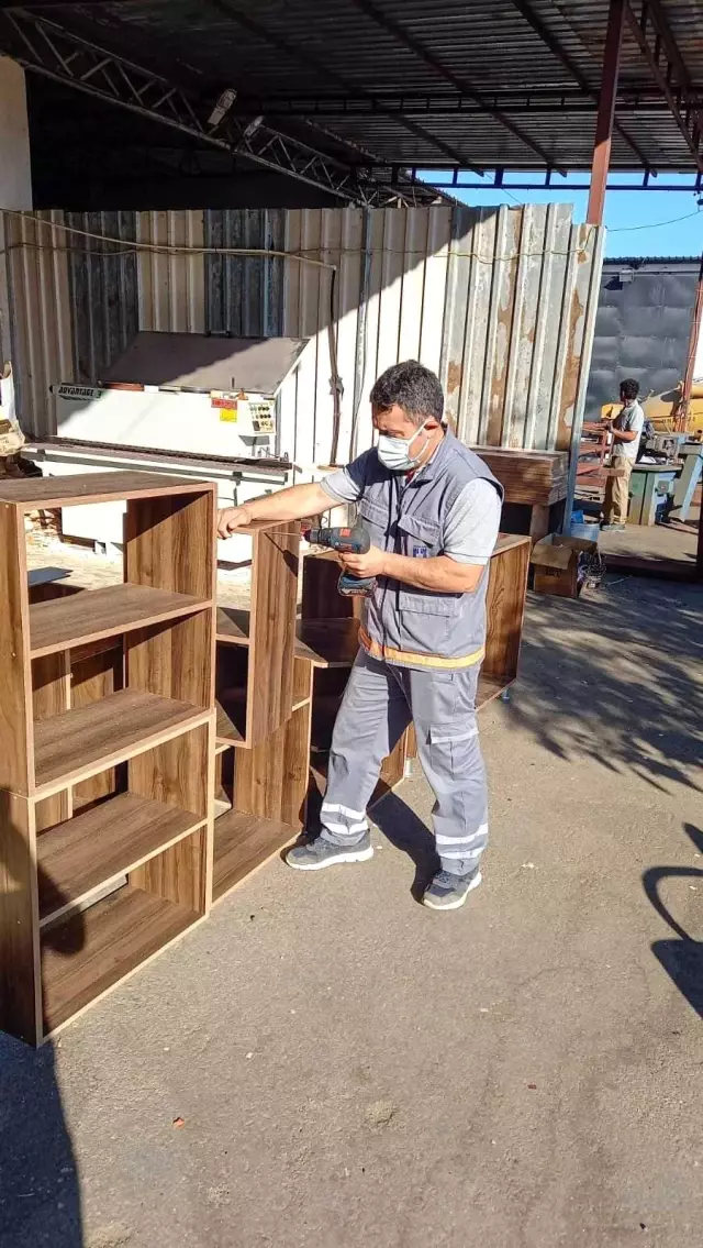 Bodrum belediyesi kendi mobilyasını üretiyor