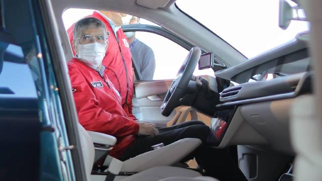 Prof. Dr. Aziz Sancar, yerli araba TOGG'un direksiyonuna geçti! Aracın bomba bir özelliği daha ortaya çıktı