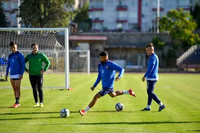 Uşakspor'da 1922 Konyaspor mesaisi başladı