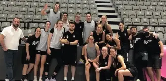 Basketbol: Futboldaki şanssızlık basketbola sıçradı! Beşiktaş Kadın Takımı maça çıkamıyor Basketbol: Futboldaki şanssızlık basketbola sıçradı! Beşiktaş Kadın Takımı maça çıkamıyor