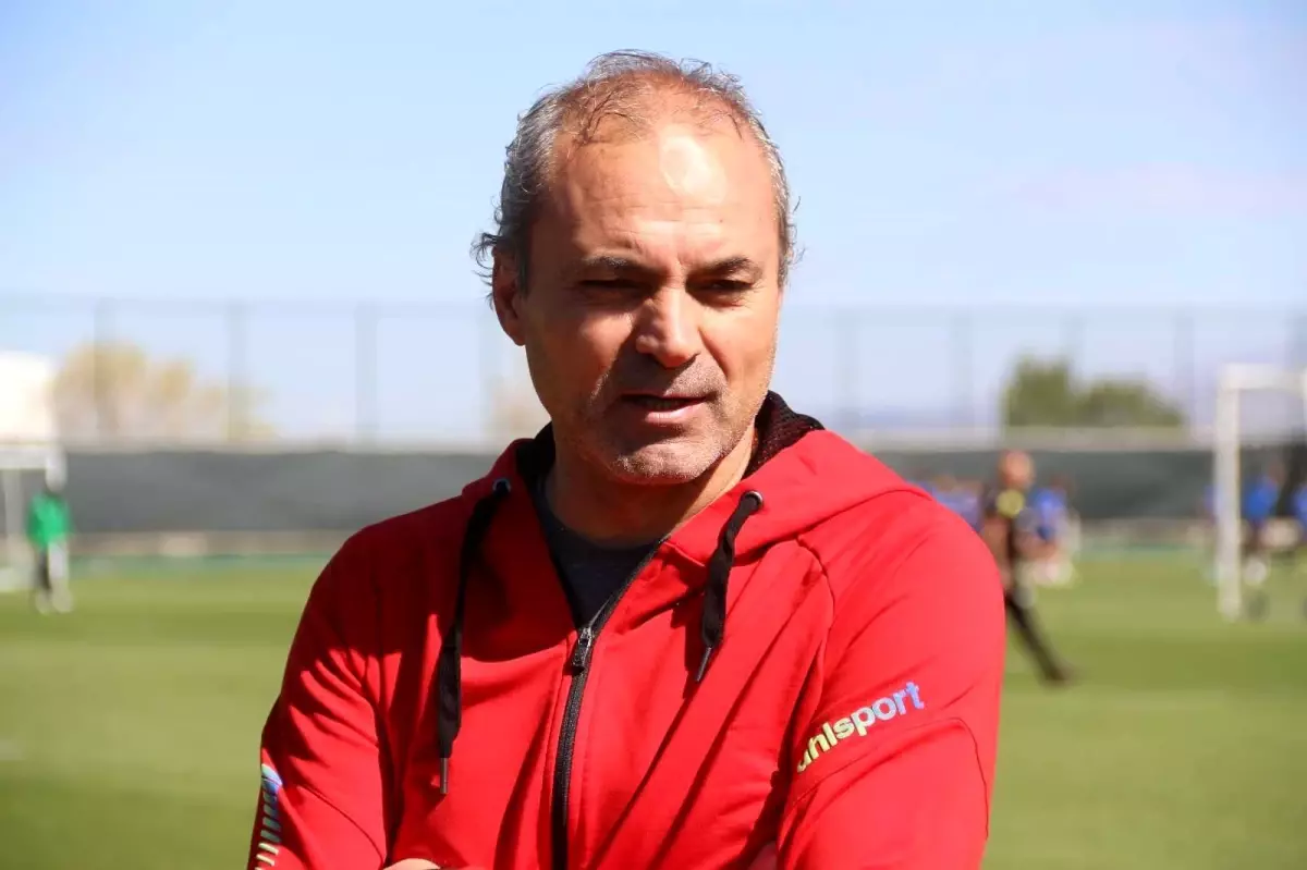 Erkan Sözeri: 'Bu takım sezon sonu şampiyon olacak'