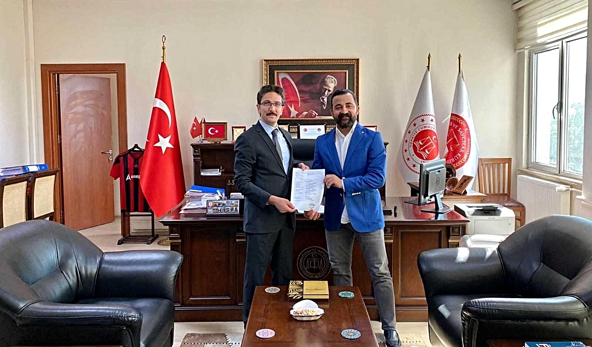 Erzincan Baro Başkanı Aktürk mazbatasını aldı - Vimarsana News