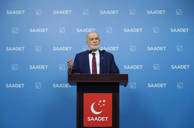 Saadet Partisi Genel Lideri Karamollaoğlu'ndan "dış politika" değerlendirmesi