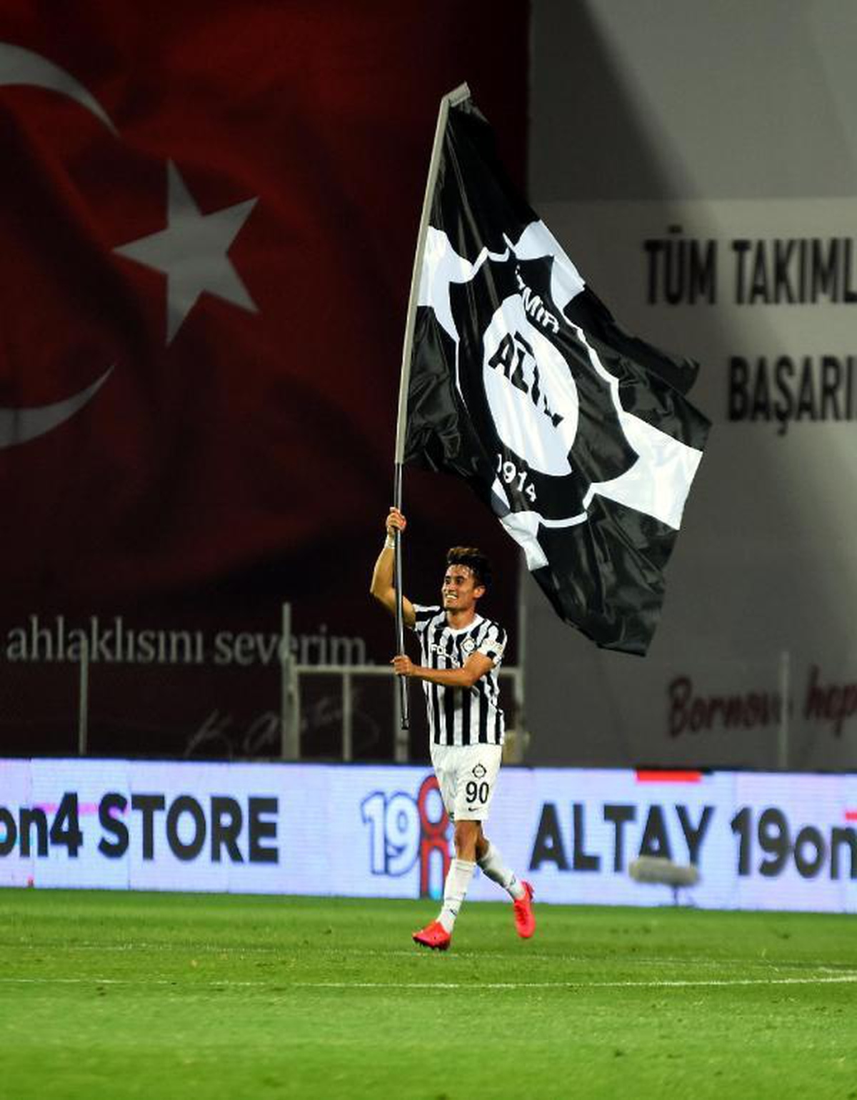 Altay'da Cebrail parlıyor - Haberler Spor - Vimarsana News