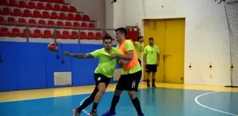 Hentbol Erkekler Süper Ligi: Eskişehir Ormanspor, Beşiktaş maçı hazırlıklarını sürdürüyor Hentbol Erkekler Süper Ligi: Eskişehir Ormanspor, Beşiktaş maçı hazırlıklarını sürdürüyor