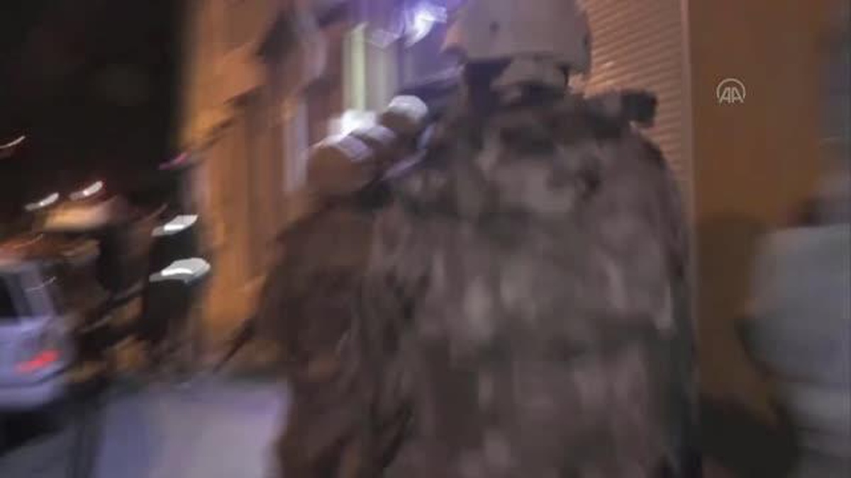 Eskişehir'de özel harekat destekli kaçak silah operasyonunda 9 şüpheli yakalandı - Vimarsana News