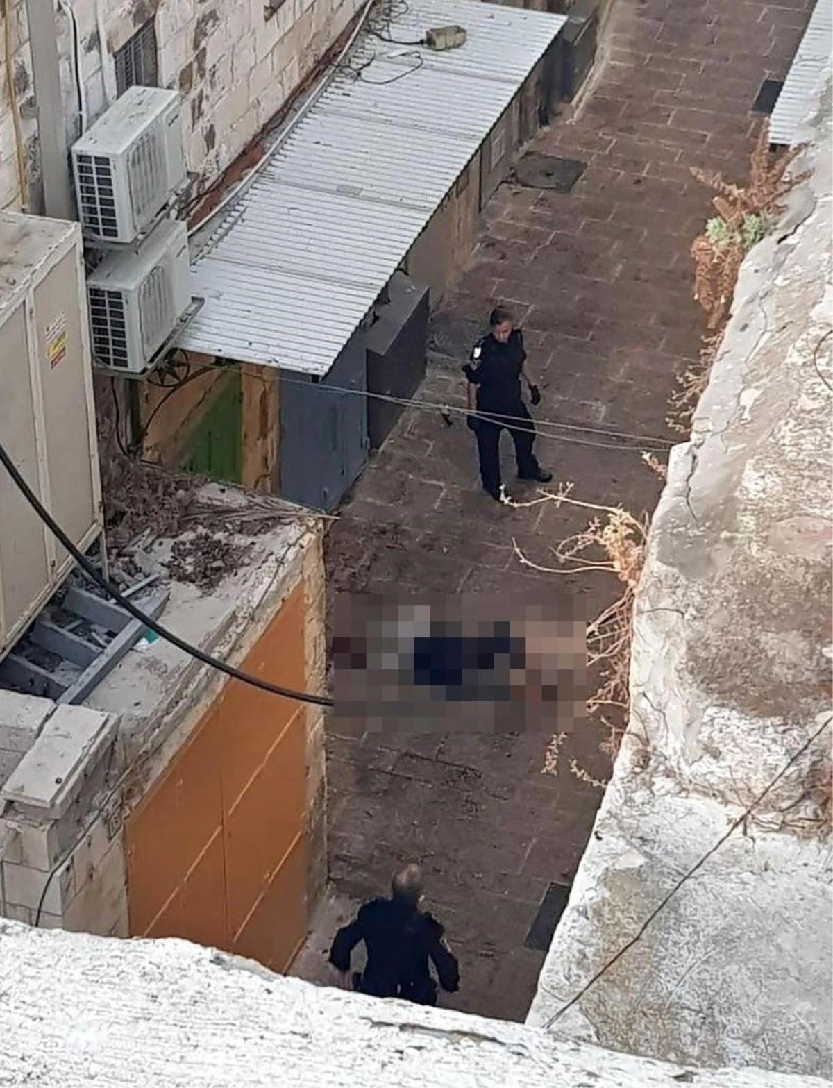 İsrail güçleri, Mescid-i Aksa'nın kapısında Filistinli bir bayanı öldürdü