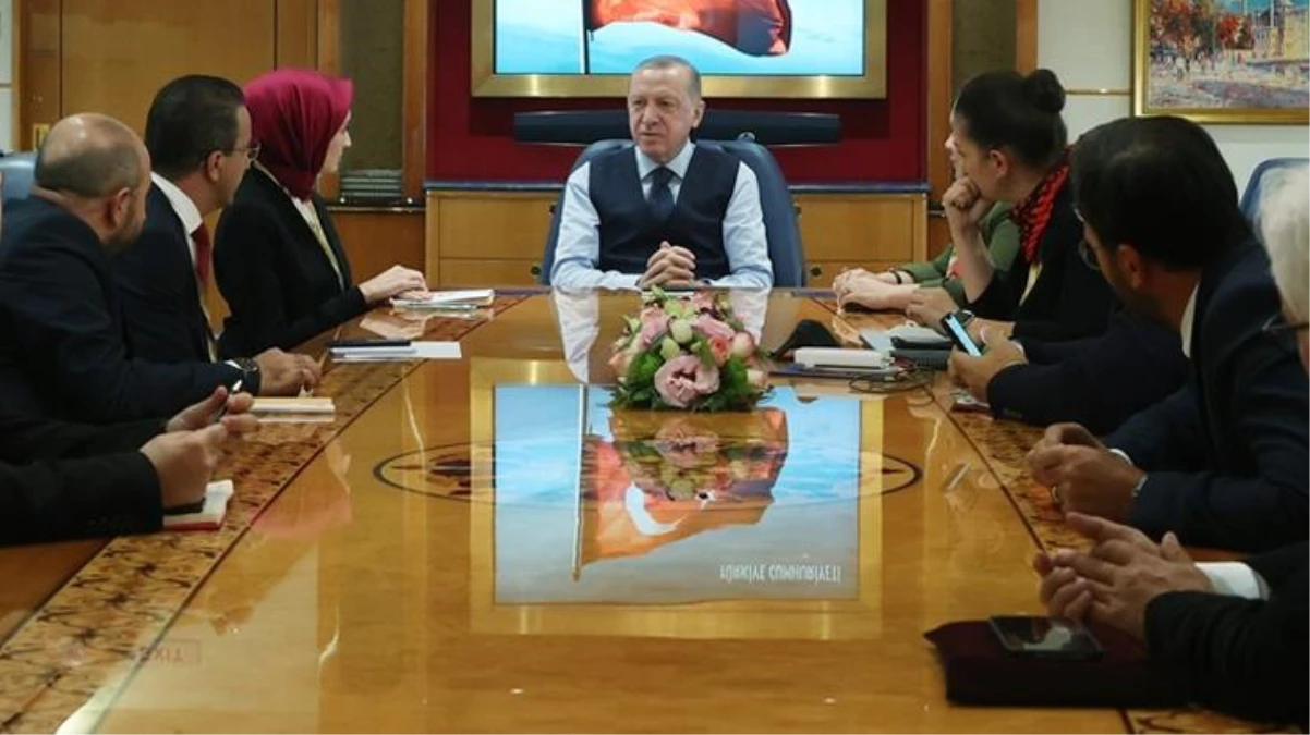 Son Dakika! Cumhurbaşkanı Erdoğan: Parlamenter demokrasiye dönmemiz kelam konusu değil, başkanlık sisteminden mutluyuz