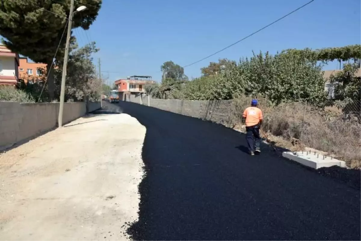 Tarsus Bolatlı Mahallesi'ne Büyükşehir'den Sıcak Asfalt