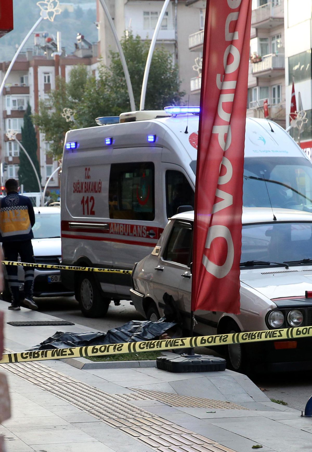 Tokat'ta balkondan düşen 82 yaşındaki kişi öldü