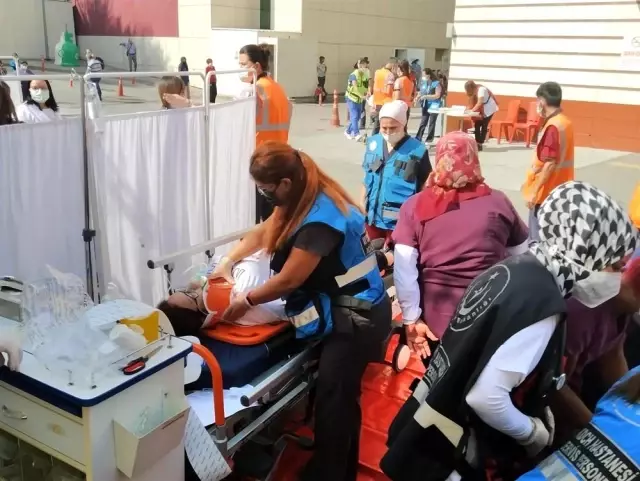 Son dakika haber: Aydın Kadın Doğum ve Çocuk Hastalıkları Hastanesi'nden tatbikat gerçeğini aratmadı