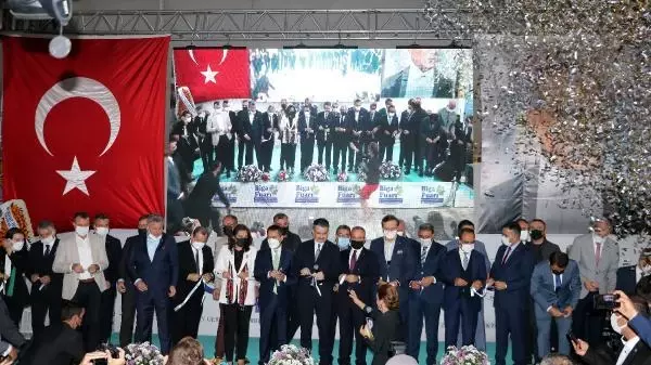 BAKAN PAKDEMİRLİ: GEÇEN YIL TARIMSAL HASILAMIZ, CUMHURİYET TARİHİ REKORUNU KIRDI