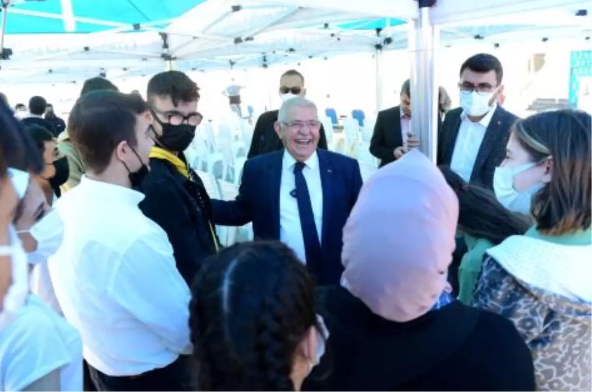 Başkan Mahçiçek Eğitim Yatırımlarında Sınır Tanımıyor