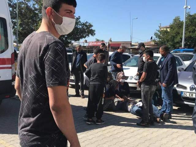 Boşanma davası için geldiği adliyede sinir krizi geçirerek harakiri yaptı