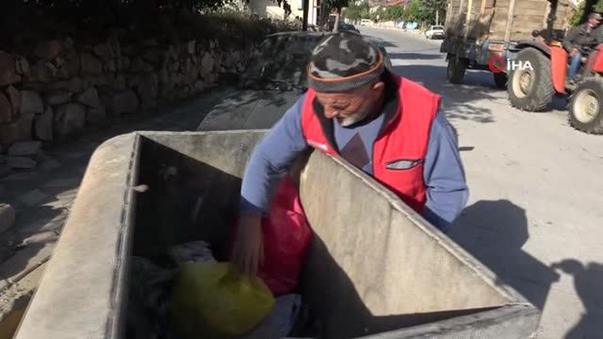 Çöpte bulduğu ziynet eşyaları polise teslim etti, insanlık ölmemiş dedirtti