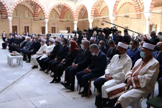 Diyanet İşleri Başkanı Erbaş: Diyanet, FETÖ, DEAŞ, PKK gibi örgütlere karşı her zaman gençleri bilinçlendirmiştir