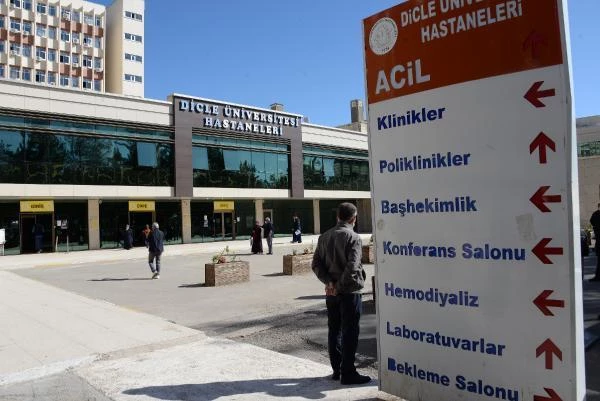 Diyarbakır'da doktor, parotis cerrahisindeki buluşu ile tıp literatürüne girdi