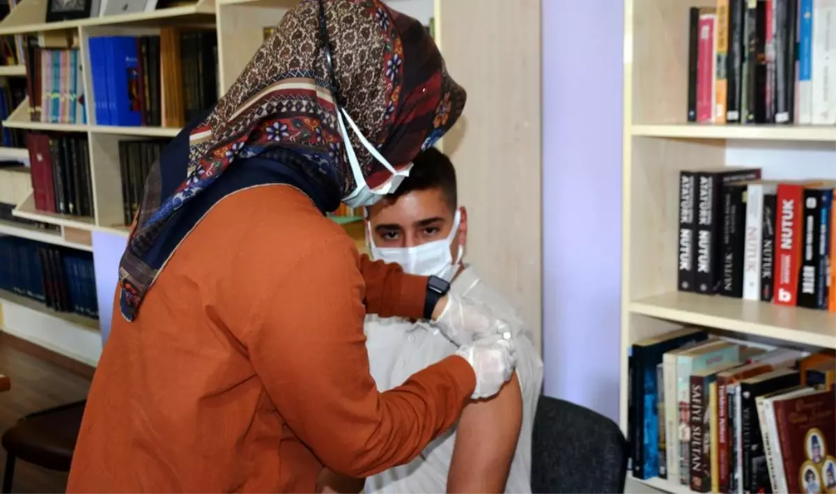 Gaziantep'te okulda aşı dönemi başlıyor