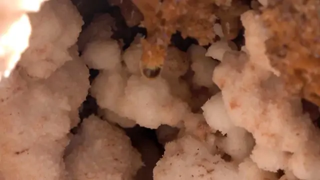 Günlük 200 bin litre çıkan doğal kaynak suyundan elde ediliyor: Mineral deposu tuz, 5 bin yıldır kullanılıyor