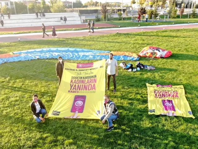 Kadına şiddete 'havadan' farkındalık
