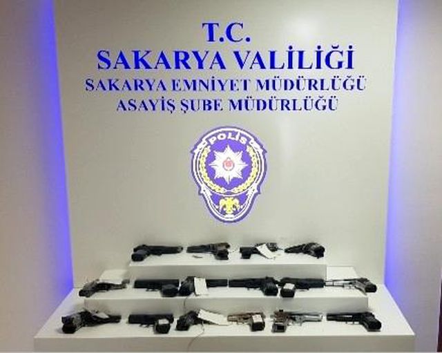 sakarya da eylul ayinda 117 supheli tutukland 5 14431848 o