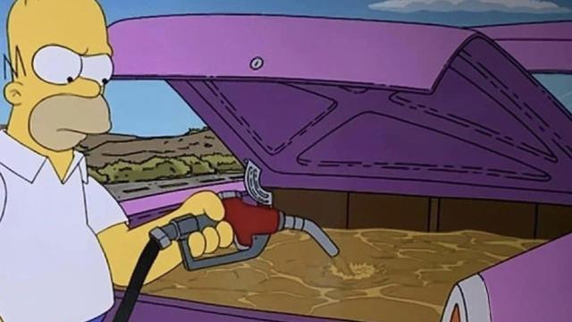 Simpsons dizisi yeniden bildi! Birleşik Krallık'taki yakıt krizine 11 yıl evvelki kısımda yer vermişler