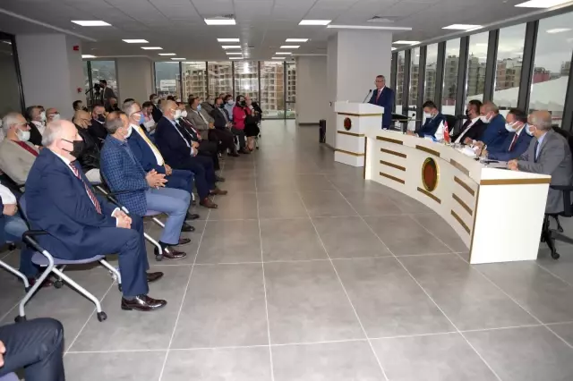 Yeni binada ilk meclis dualarla kurban kesilerek yapıldı