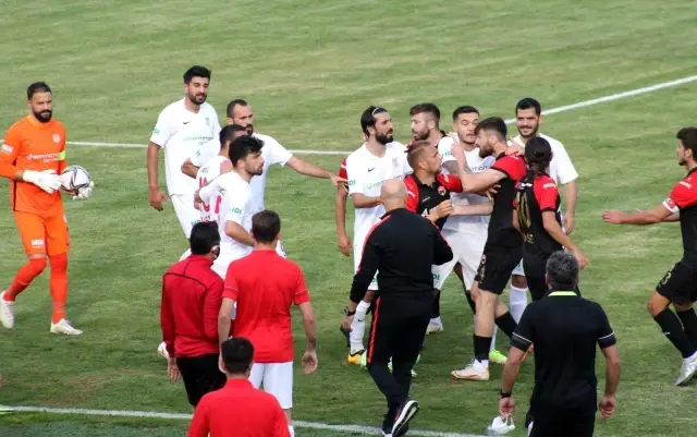 2. Lig: 24Erzincanspor Pendikspor: 1 0