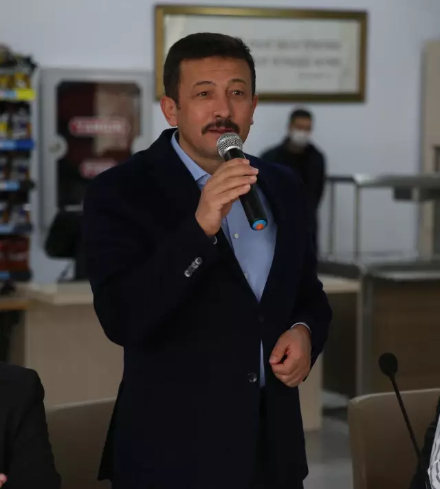 AK Parti Genel Başkan Yardımcısı Dağ, KYK yurdunda öğrencilerle buluştu