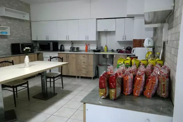 Apart yöneticileri üniversitesi öğrencilerinin barınamama iddialarını yalanladı