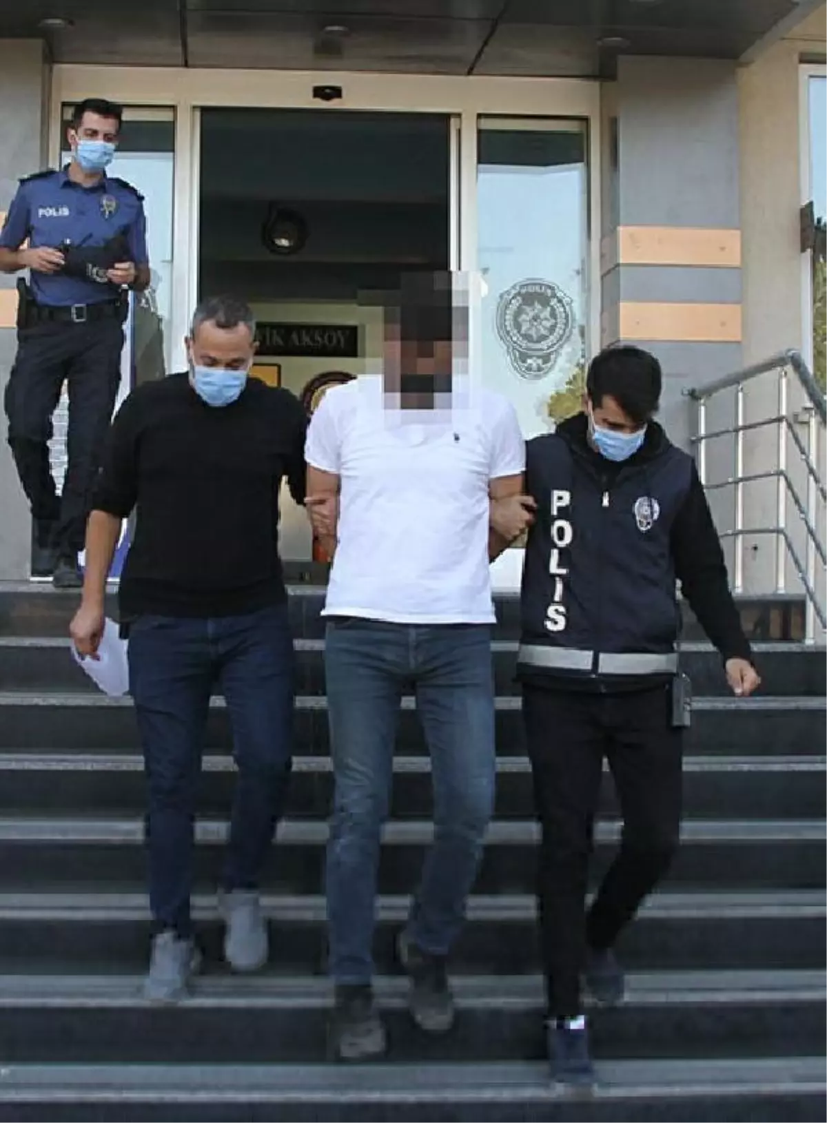 Aranan FETÖ şüphelisi, Manisa'da yakalandı