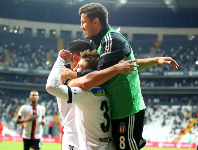 Beşiktaş'ın son 3 golü Güven'den geldi