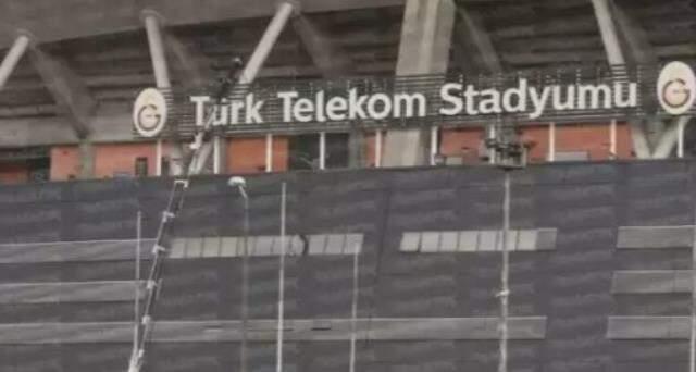 Galatasaray Türk Telekom Stadyumu tarihe karışıyor! Yazı kaldırıldı